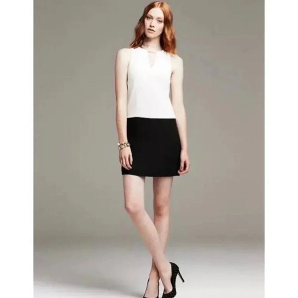 Banana Republic Black & White Colorblock Crepe Sleeveless Shift Dress 8 - Picture 1 of 7